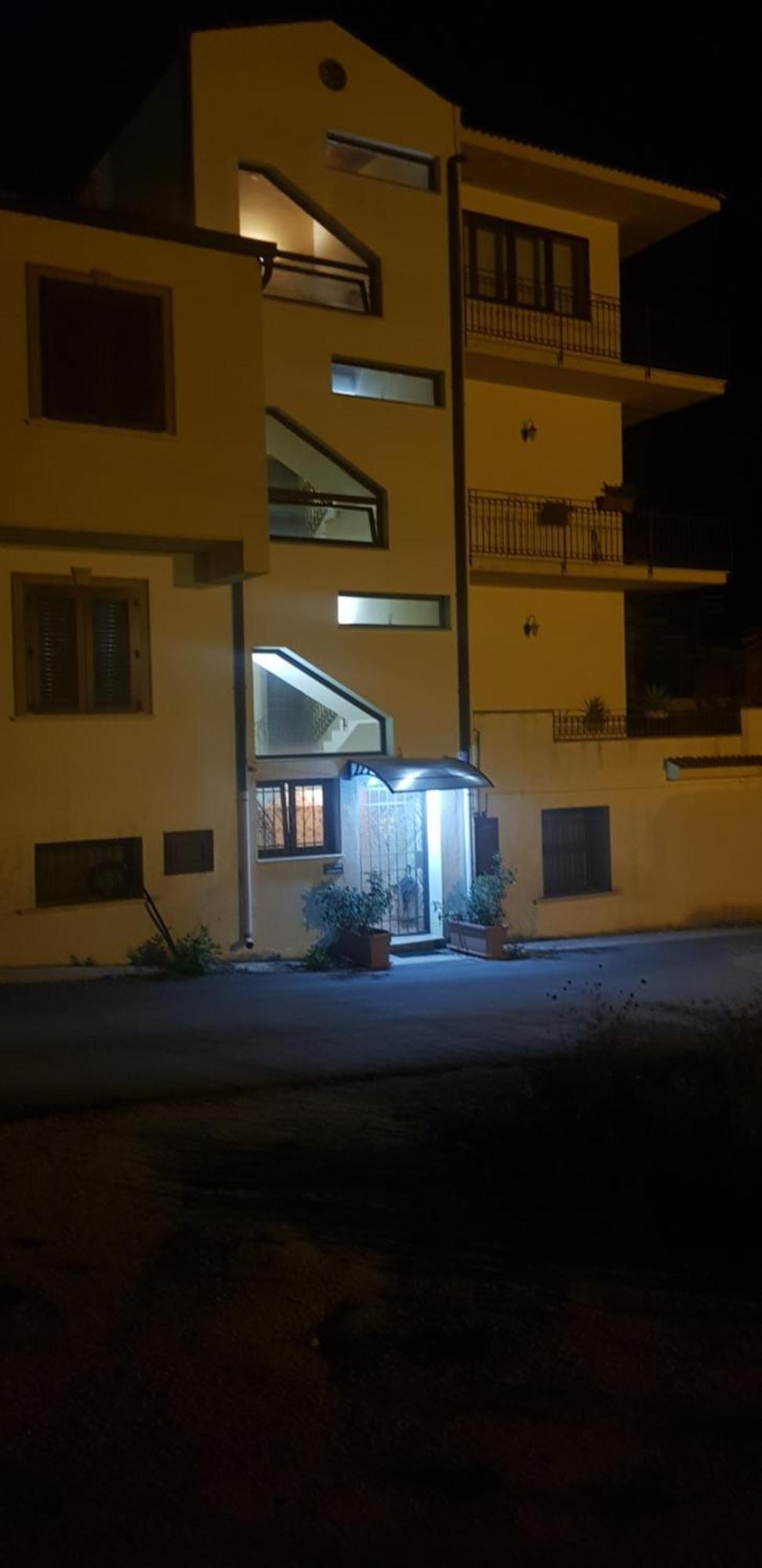 La Casa Di Enza Santa Margherita di Belice Exterior foto
